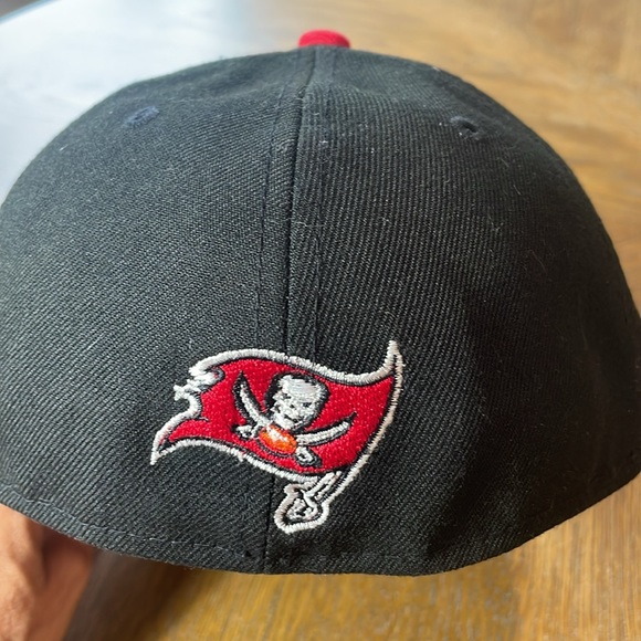 New Era Fitted NFL Tampa Bay Buccaneers Cap, Baseball Hat, Football - Picture 4 of 7